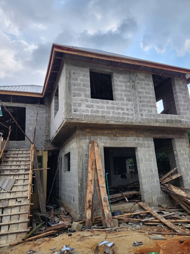 30-Bed Modern Health Center image 5